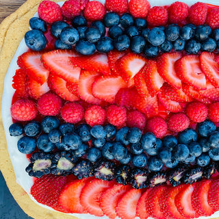 sugar cookie fruit pizza